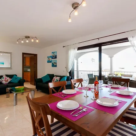 Villa 3-bed With Roof Terrace & Great Views Malvasia