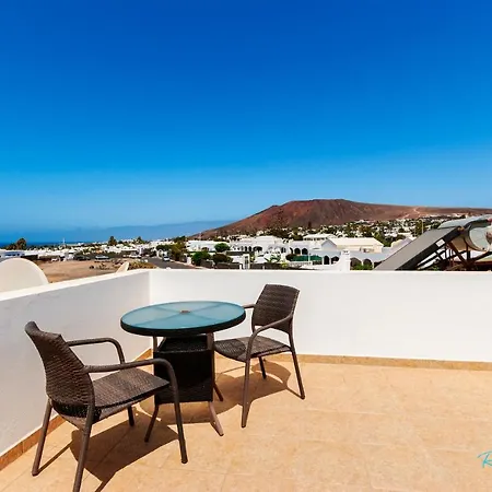 3-bed With Roof Terrace & Great Views Malvasia Villa Playa Blanca (Lanzarote)